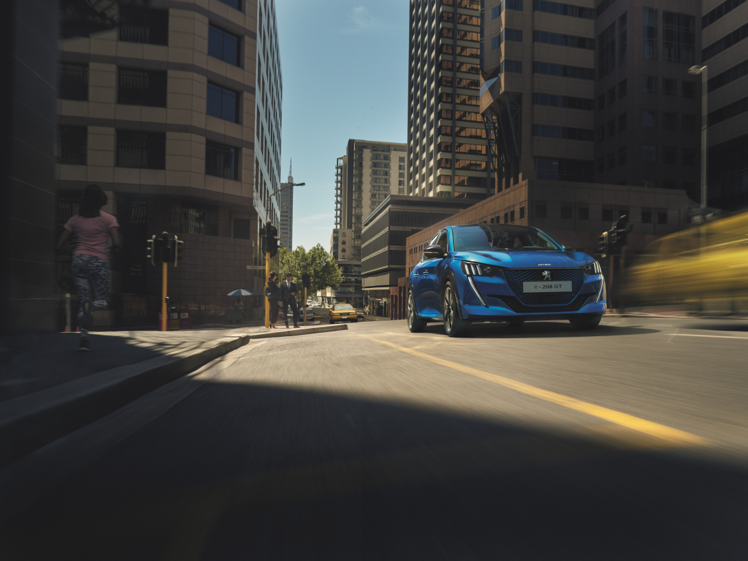 autohaus-pflanz-peugeot-208e-gt
