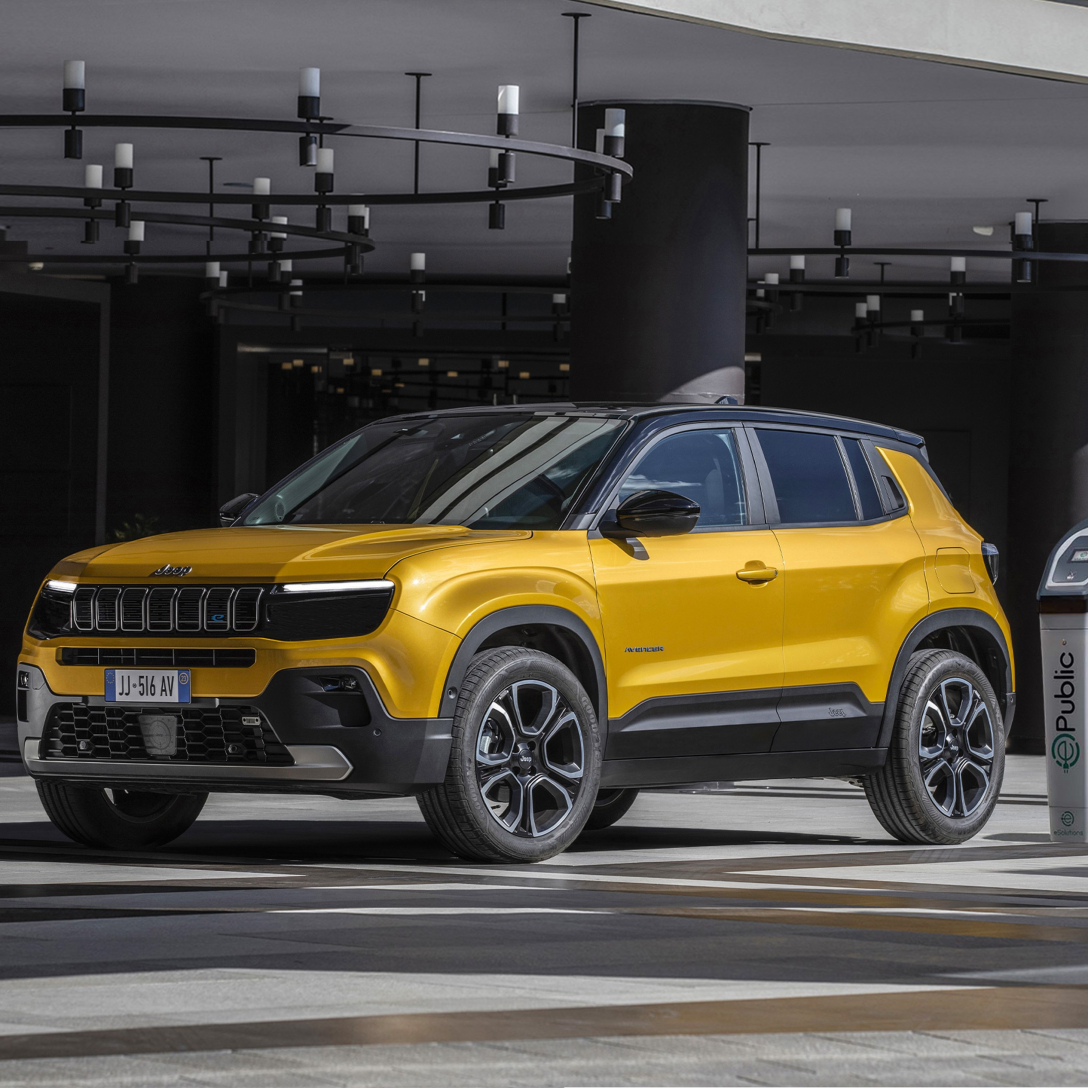 autohaus-pflanz-jeep-avenger-ladesäule